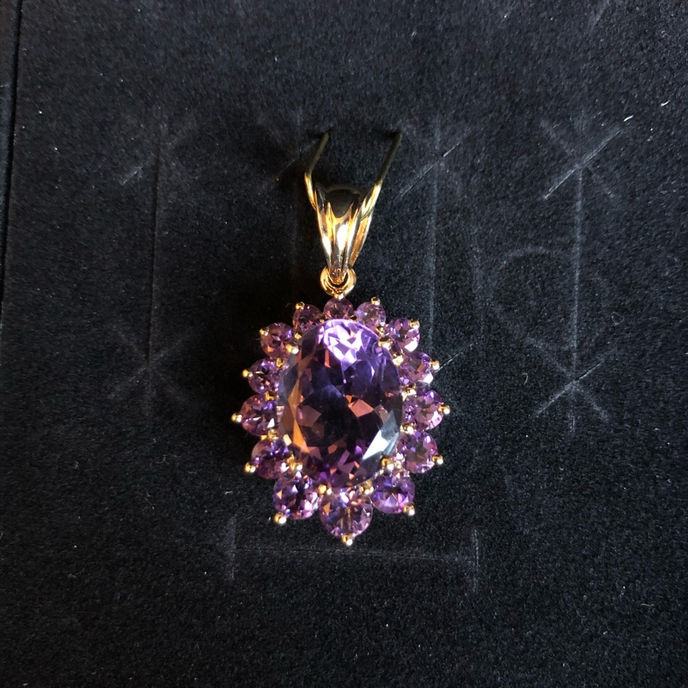 Purple Amethyst 14K Cluster Pendant - Picture 6 of 6